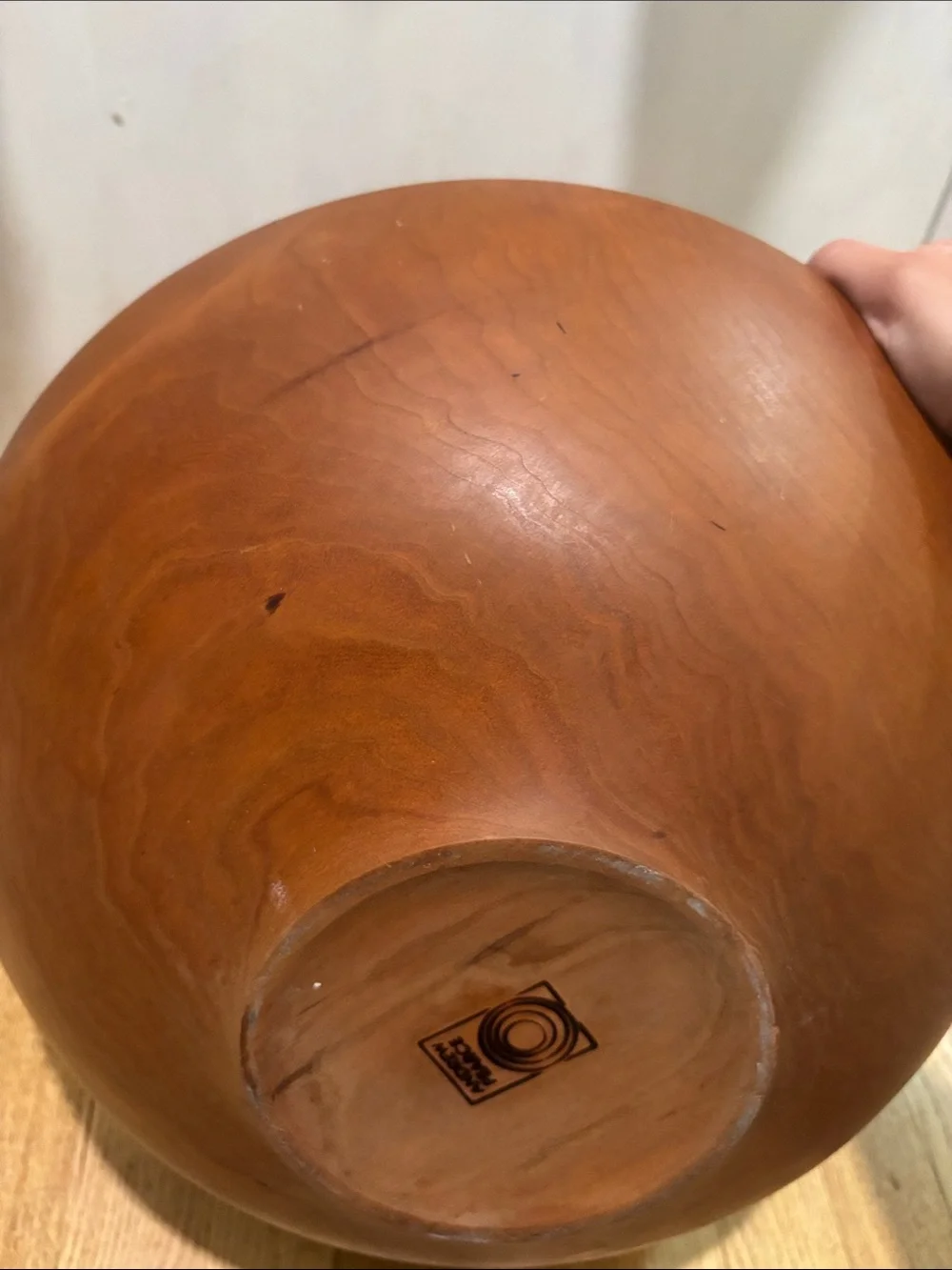 ANDREW PEARCE large Champlain wood bowl in cherry with wood oil and two servers